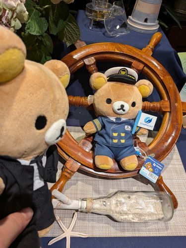 このまえクルーズに乗ったらお友達がいたね！ちびくまも正装してかっこいいよ！