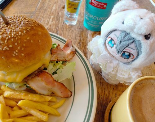 ぼくとおんなじくらいの おおきさっすね…