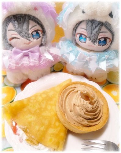 たんじょうびの おいわいしてもらってたっす！
ぬいぬしからたくさん｢おめでとう！｣って いってもらえたっすよ～♪