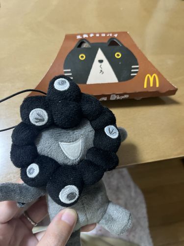 さんかくちょこぱいのきせつみゃく。
ちょこがのうこうでおいしかったみゃく。