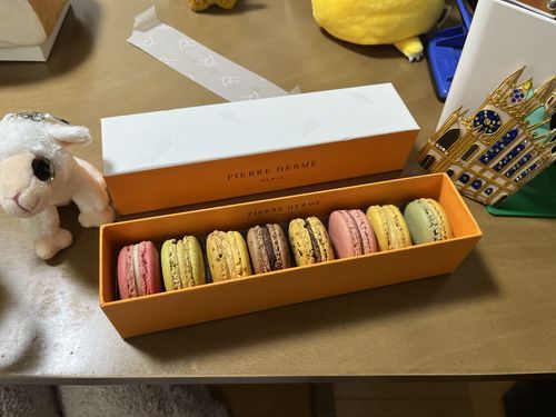 ぴえーるえるめのまかろんをもらったのさ。
ふらんすでしかかえないあじもはいっていましたわ。
ていばんのいすぱはんはいいかおりでおいしかったのさ。
ゆずこしょうのようなあじもしんせんでびみでしたわ。