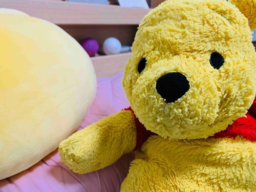 わぁいわぁい
きょうはおつきさまのひ！
なんと　ぼく　はじめて、おつきさまにふれたんだぁ☆
やったねぇやったねぇ