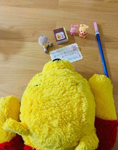 ぼくは　サンタさんに　おてがみかくために　ちょっとずつカタカナもれんしゅうしてたんだぁ　サンタさんにとどくといいなぁ！🎅