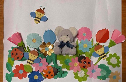 にぎやか🌸🐝🌸🍡🍵🐈
