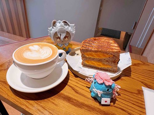 だいすきな もーにんぐ たべにいったぞ🥪☕️