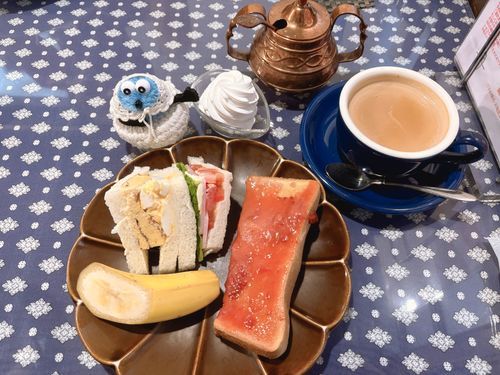 morning 𓈒𓏸︎︎︎︎
今日はカフェに行ったよ ♪
ロイヤルミルクティー美味しかった☕️‎🤍