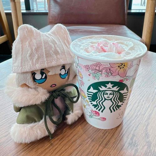 すとろべり　らべんだ　てぃ　らて