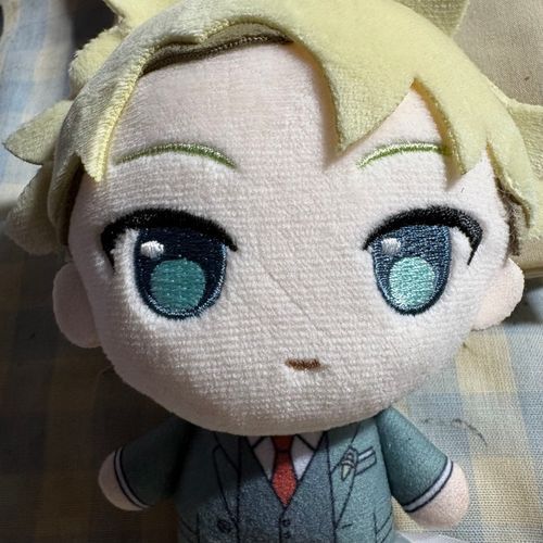 以前遠方のゲーセンに行ったらごちゃ混ぜコーナーにいたので一回でお迎えしたよ。最近黄昏さんを気になりだして原作買い始めた為…。ようこそ黄昏さん。
「よろしくお願いします。」
