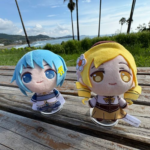 「いい天気でよかったですね、マミさん！」
「そうね！ここで休憩したら気持ちいいでしょうね…。」
さやマミ好き。