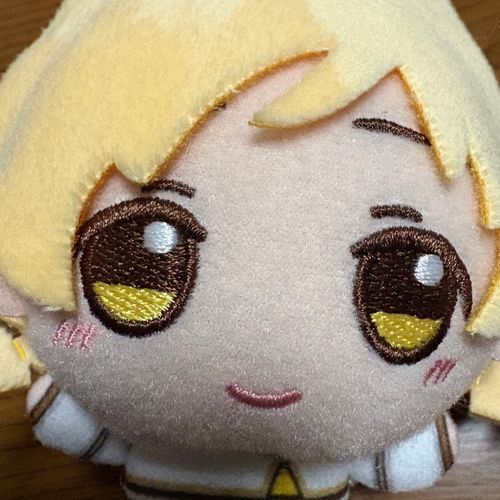 遠方にしかないと思ってたマミさん(廻天ver)ちびぐるみを見つけてお迎えできた！
マミさん、私の先輩で存在してほしかったNo. 1。映画は1ヶ所しかなくて観れません。