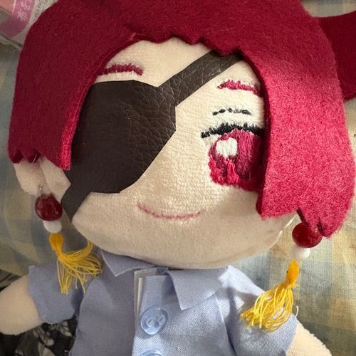 前髪が納得いかなかったから新しく作ったよ。