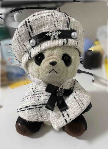 きょうはぱんちゃんのあいぼーのたんじょーびだった❣️ぱんちゃんにおようふくくれたの❣️こんどぱんちゃんがけーきつくってあげる🍰