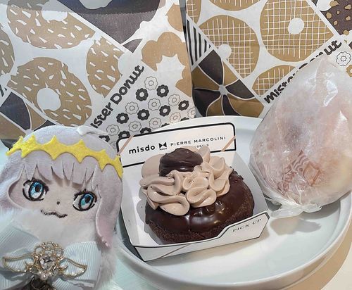 きょうのおやつ！ドーナツがいっぱい！🍩🍩🍩