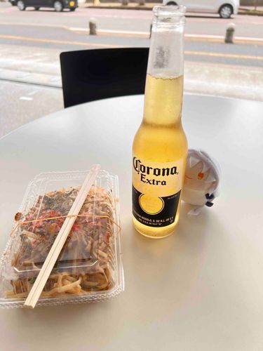 びーる のんでるの おれとあるじだけ！
おそめの なつやすみだから しかたない🥰