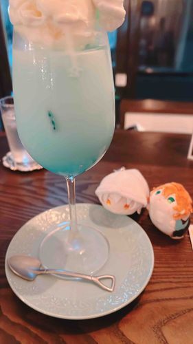 らいぶびゅいんぐ たのしかったな☺️
おわったあと すてきな きっさてんで
くりーむそーだ うらしま と のんだぞ