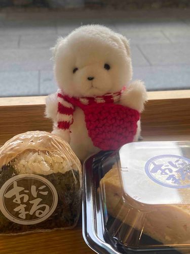 ともだちとおにぎり買ったよ🍙