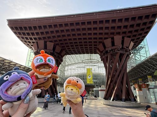 金沢駅でっかかったっす！！
かっこいい門っす🚃