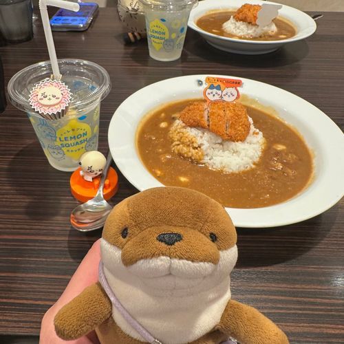 ちいかわの映画みたっす！！
かいぬしの推しはラッコせんせいっす🦦