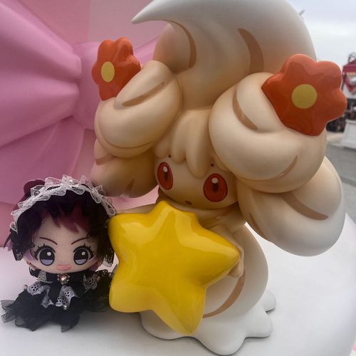 新しいお衣装をお友達からもらいました！
こっそりポケパークでぱしゃり。目指せ一等星🌟