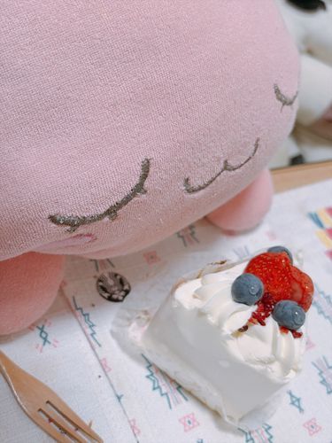 はじめて の おみせ は、まずは ショートケーキで！！
とってもおいしくて、しあわせ だったよ♪♪