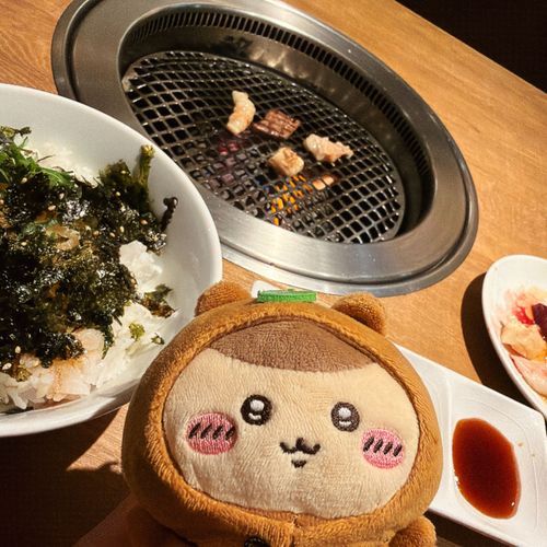 たぬき先輩と焼き肉‼️‼️