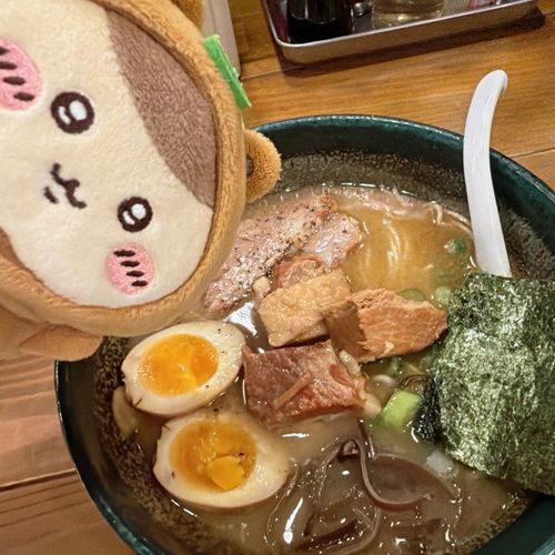 たぬき先輩とラーメン🍜