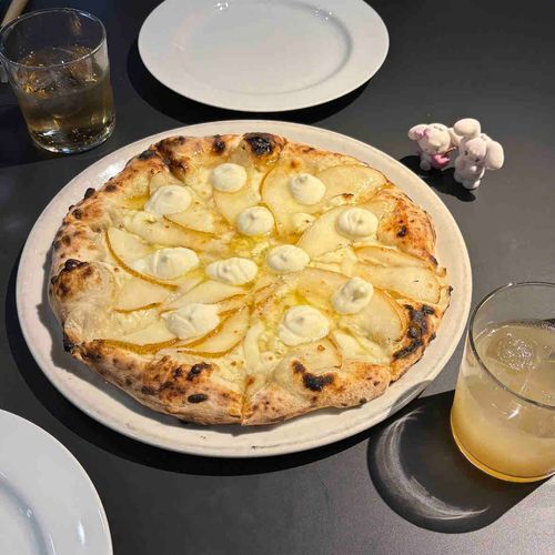 キャミーちゃんとピザ🍕♡