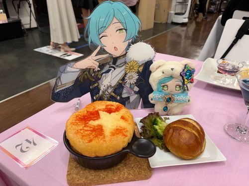 アニカフェ〜🥰