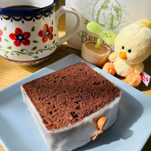 🐥チョコケーキだ！
🌱半分こだからね？！