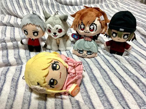 またこんなにぬいぐるみを増やしたのナ！
なんか生首もいるし……
ちゃんと面倒見られるナ、プロデューサー！？