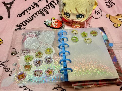 シールって貼ってるだけでかわいくて楽しいナー
