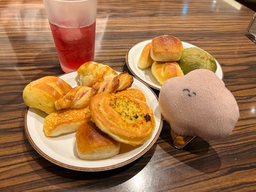 限界までパン食べたよ🥐🥖🍞