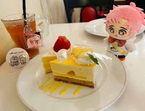 ほれ、太郎や‼️
お前のお誕生日ケーキだよ‼️‼️
たんとお上がり‼️‼️