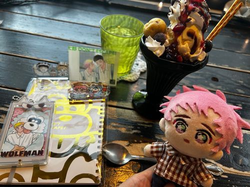 おいしいﾊﾟﾌｨとかわいこちゃんグッズ
