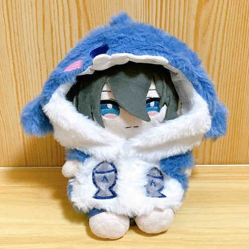 作成者が服を買ってくれた。サメらしい。
どう？似合ってる？