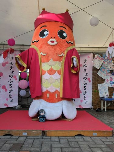 金魚祭りも行った。人混み凄かった