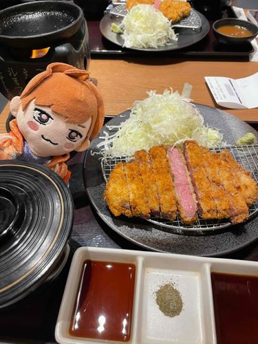 小さくなっておでかけ‼️
なんだこれ‼️うま‼️
