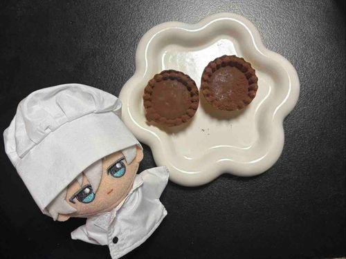 今日はえびちじゃないよー
俺でも作れるチョコタルト作ったー
でも咀嚼めんどくさーい
食べさせてー