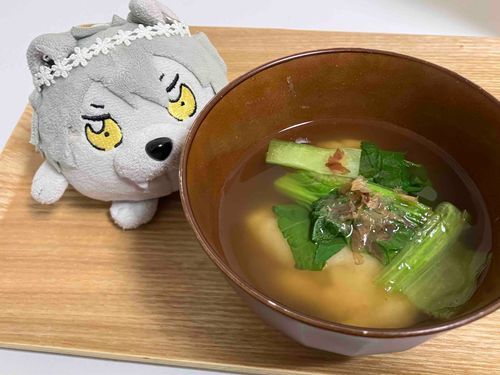 明けましておめでとう
今年もロックな一年にしてやんよ！
仕事で世話になってるひとからもちをもらったぜ、ちゃんとついたやつはやっぱうめ〜な…