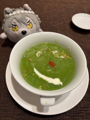 このまえ食ったスープ、顔がかかれてたぜ
😏