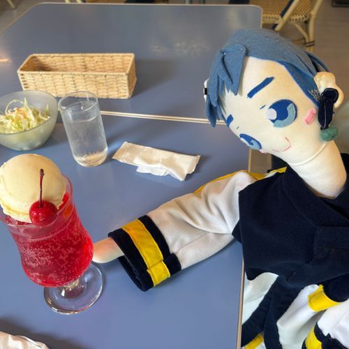 かいちゃんだよ🍨
カフェ マリーイヴォンヌに来たよ。
いちごのクリームソーダと、
もちもち食感なパスタのランチと、
いちごのショートケーキ🍰を、
食べたよ。とっても美味しかった！
また行きたいな🍨