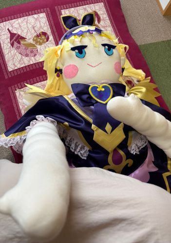 「さあ、迷宮へ誘いましょう。」
…のポーズをやってみたかったの。
(キュアクロマより)

私は、クロマたんなのだ。