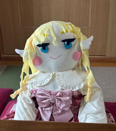 クロマたんなのだ〜。
机に向かい合って、お話しましょ、なのだ💕