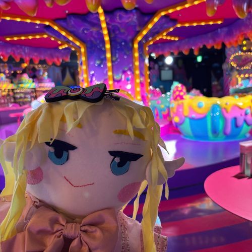 クロマたんなのだ。
かわいい、素敵なモンスターさん達の遊園地に行って来たのだ💕
とっても楽しかったのだ〜💕
