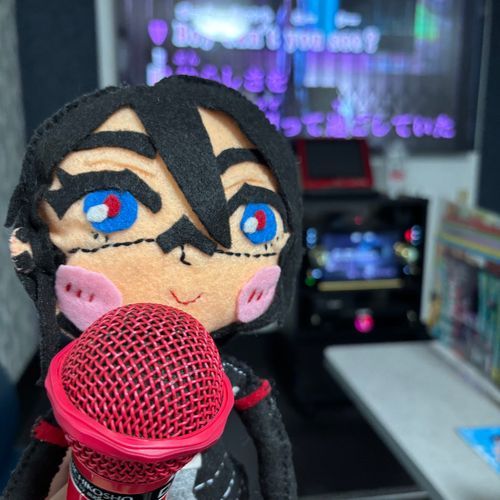 こんばんは。
私は、エルスターぬいです。🚀
ちょっと休憩しに、昨日カラオケに行って来ました。
コーヒーフロート、美味しかったです。☕️