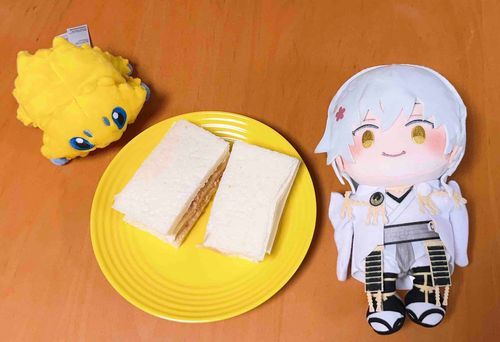 ツナマヨとハムとチーズのサンドイッチ🥪美味しそう🥪