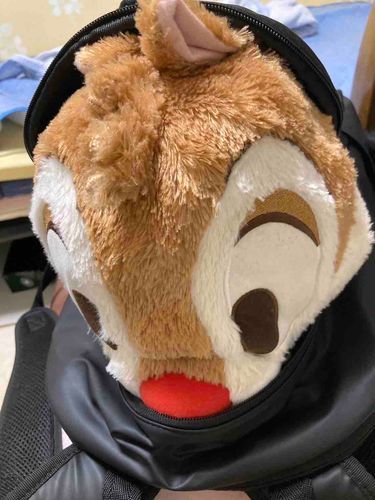 リュックに入れてみた！
安定にチャック閉まらないねw