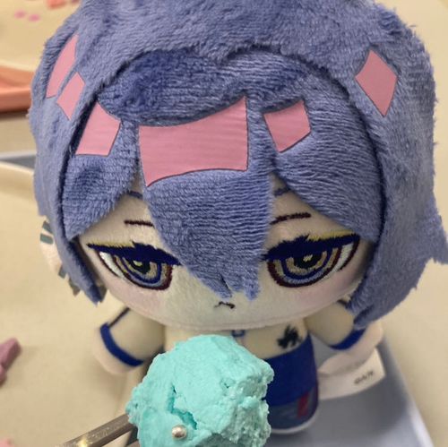 初めましてけいと言います🍀*゜
主ににじさんじの小柳ロウさんを推しています！
ぬい活を充実させるために沢山投稿したいのでよろしくお願いします！！