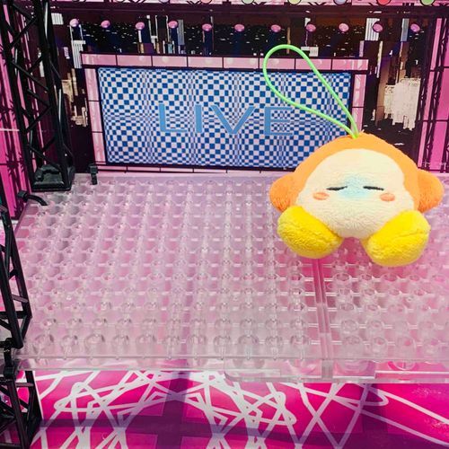 …………。