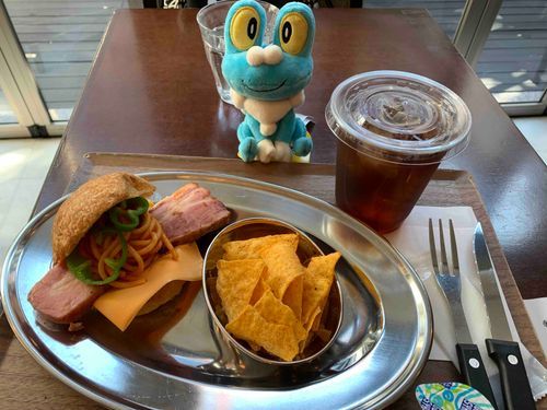 おしごとおわりにインフルワクをしたからきょうはおんせんにはいかないんだって〜
ハーバーのおみせでムーンガレット26%でかえてうれしいね〜！やったね〜！ありがとうベイスターズ！